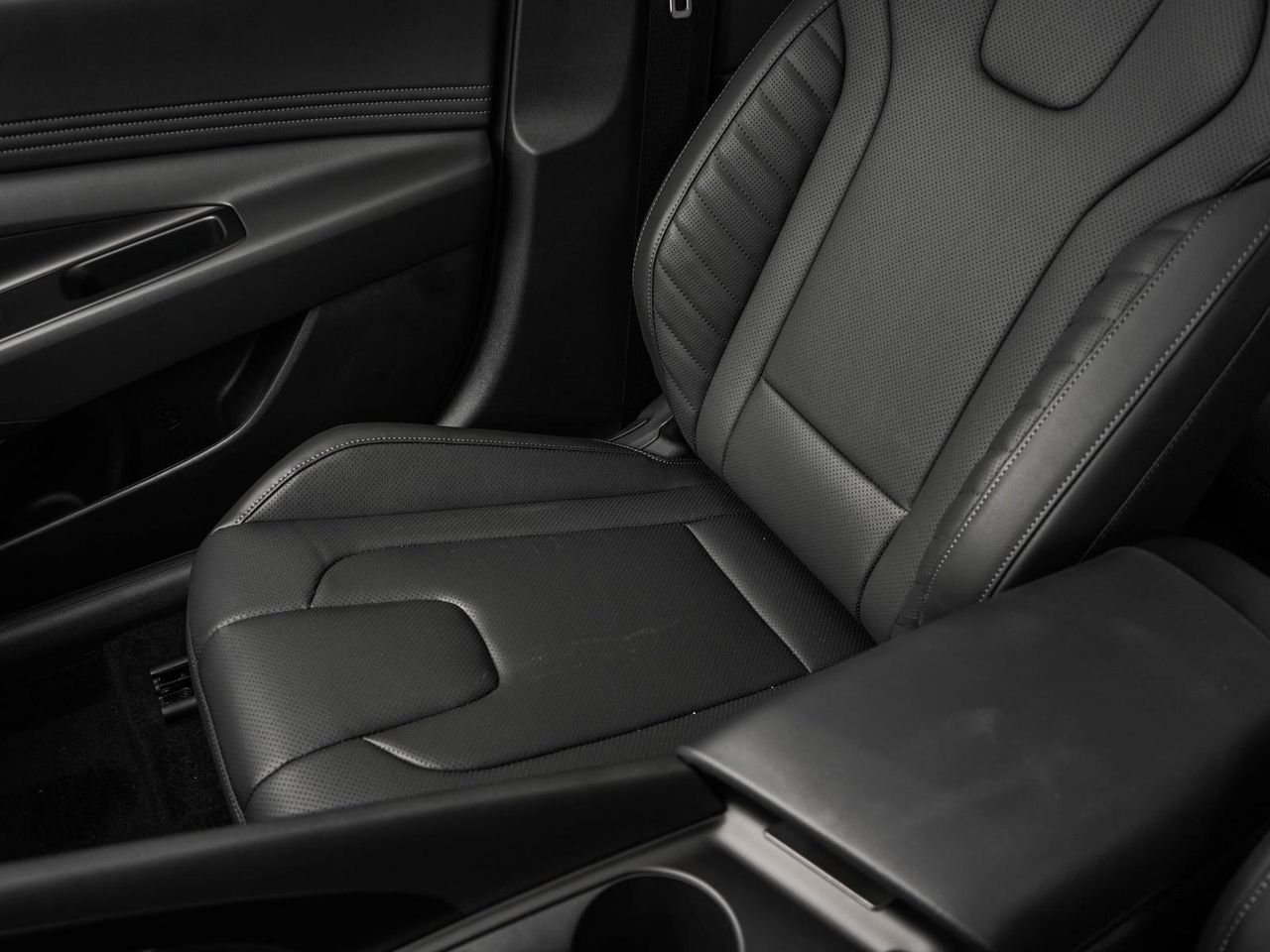 New 2026 Ecotronic Gray Hyundai SEL Sport Plus Sedan FWD image 46