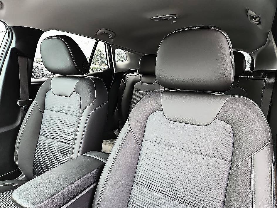 Used 2026 Summit White Chevrolet LT image 15
