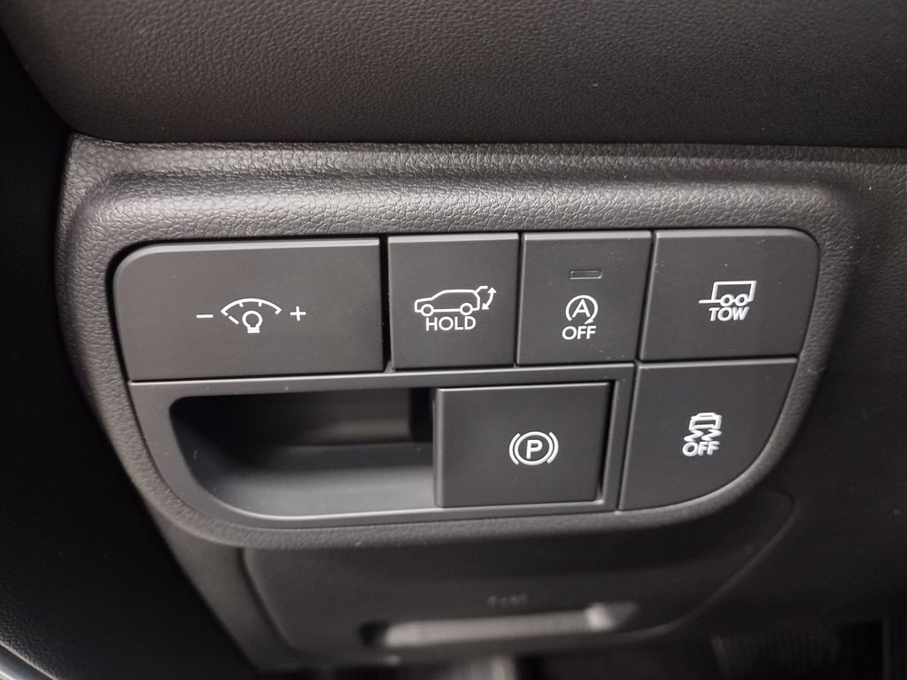 Used 2026 White Hyundai SEL Convenience image 27