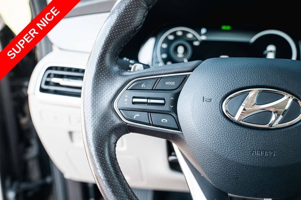 Used 2021 Black Hyundai Calligraphy image 16