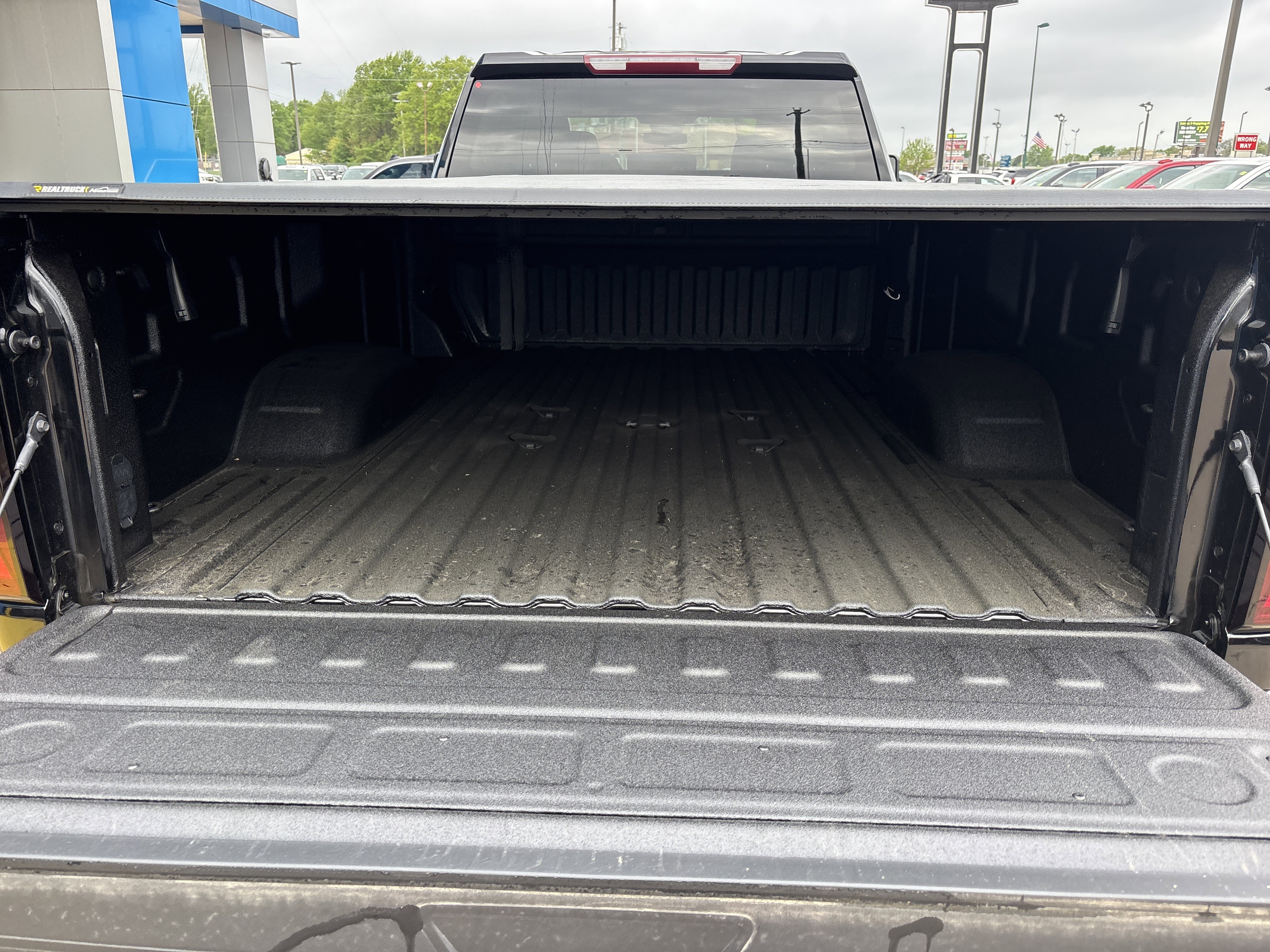 2026 GMC Sierra 3500HD Pro - Photo 6