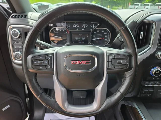 Used 2021 DARK SKY METALLIC GMC SLT image 32
