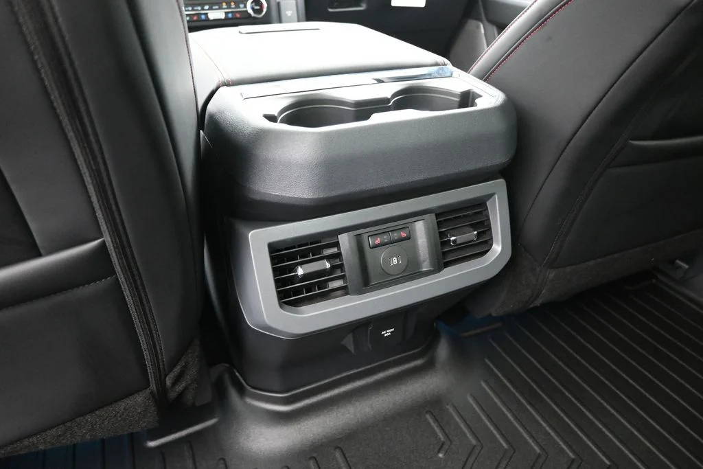 New 2026 Star White Metallic Tri-Coat Ford Lariat image 22