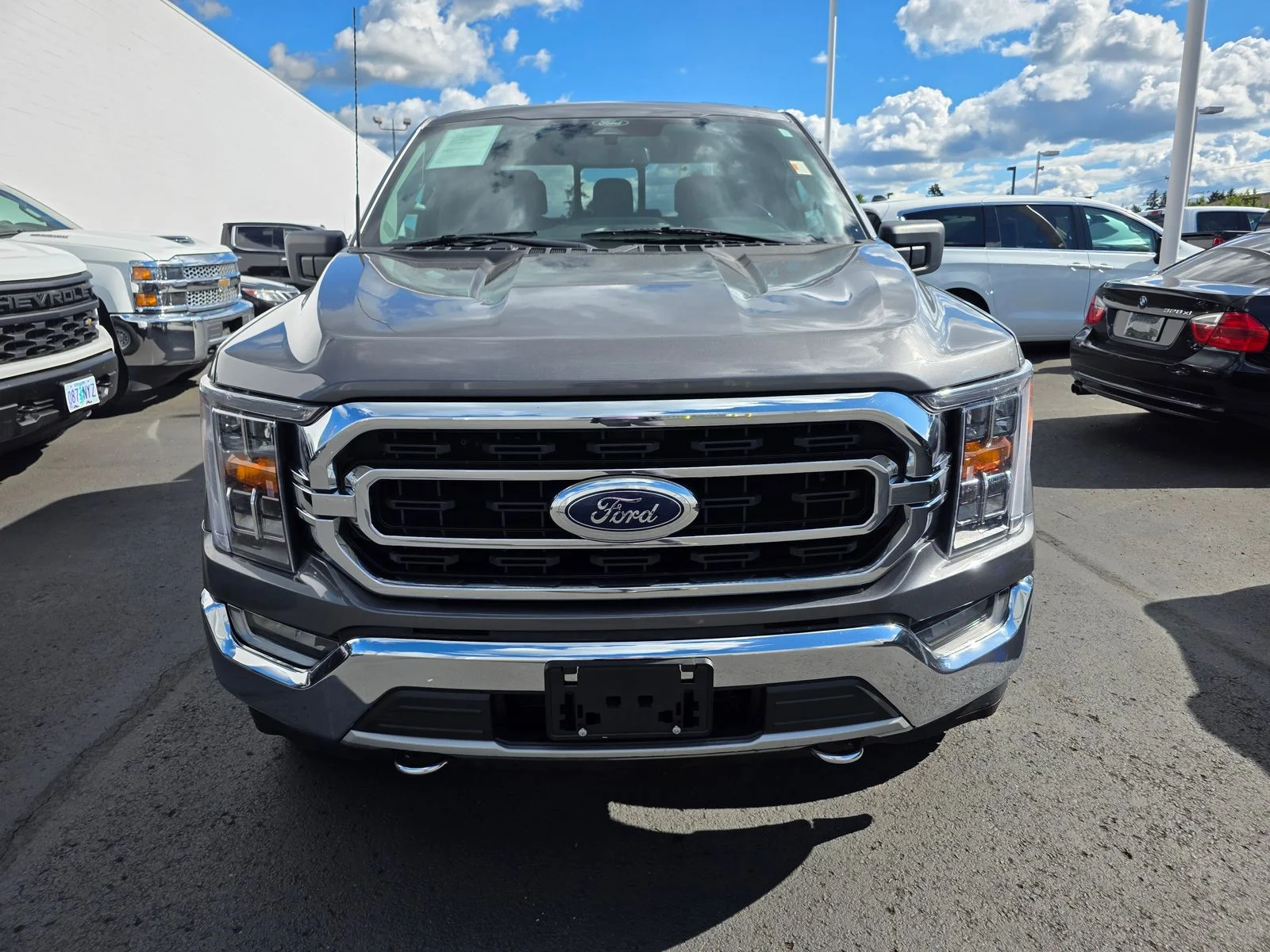 Used 2021 Gray Metallic Ford XLT image 3