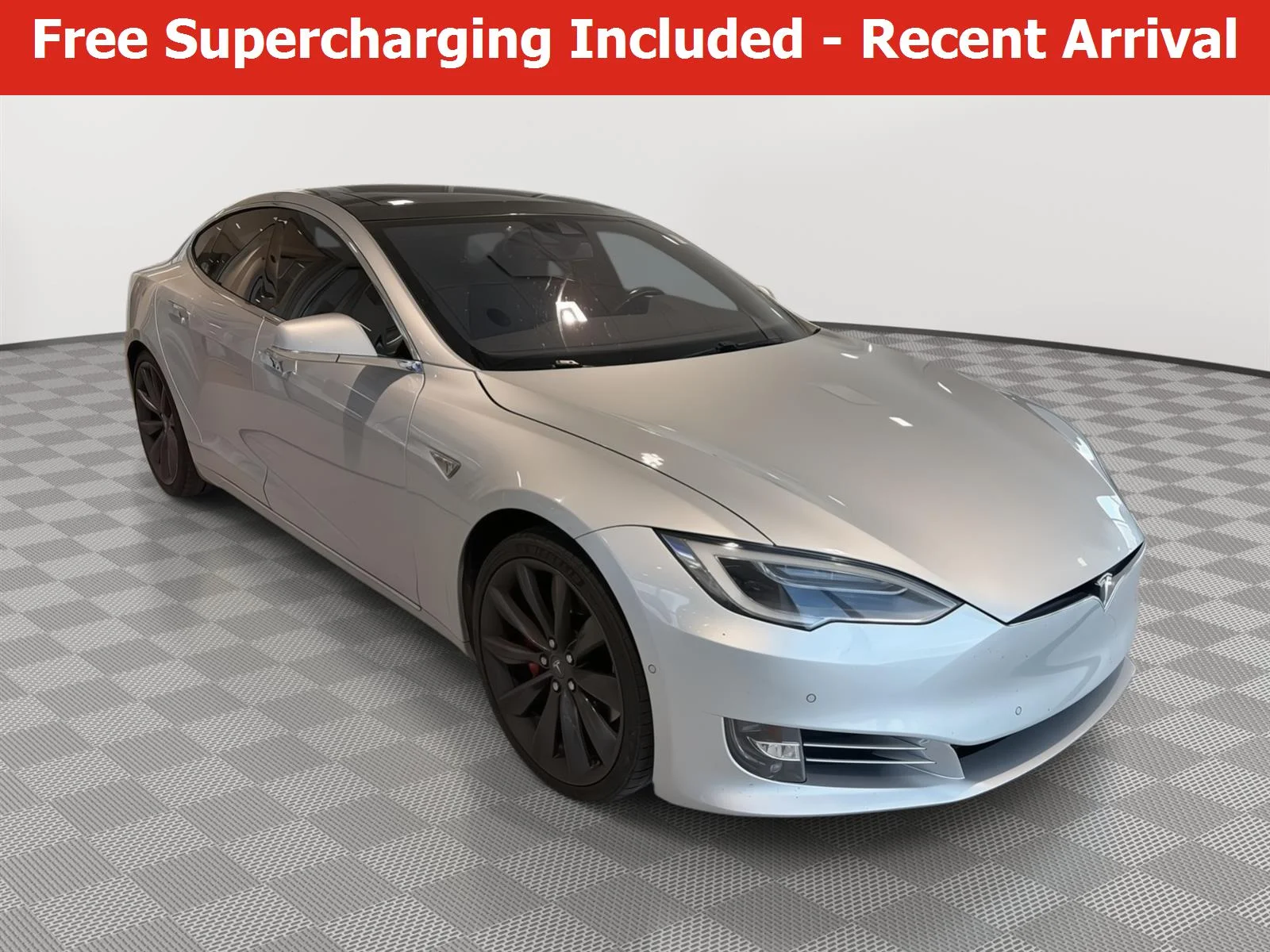 2016 Tesla Model S P90D's photo