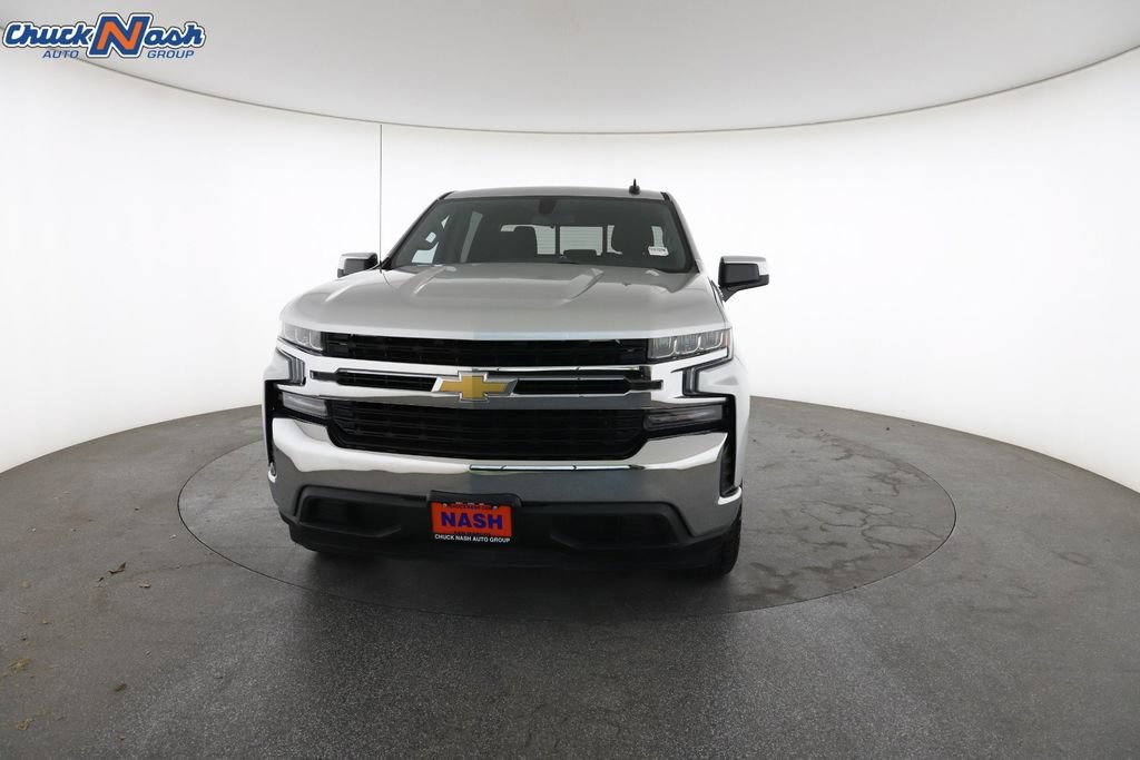 Used 2021 SILVER ICE METALLIC Chevrolet LT image 4