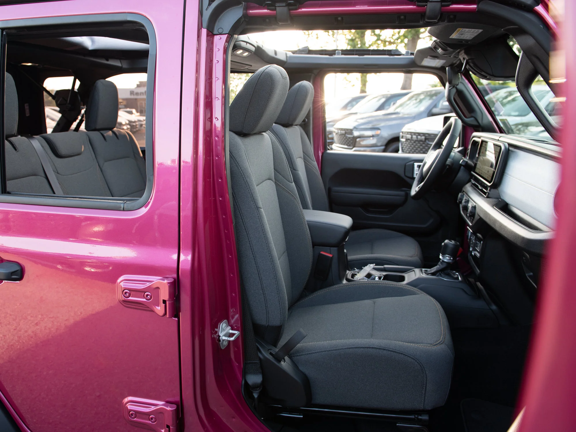 New 2026 limited edition tuscadero pearl Jeep Sport S* image 24