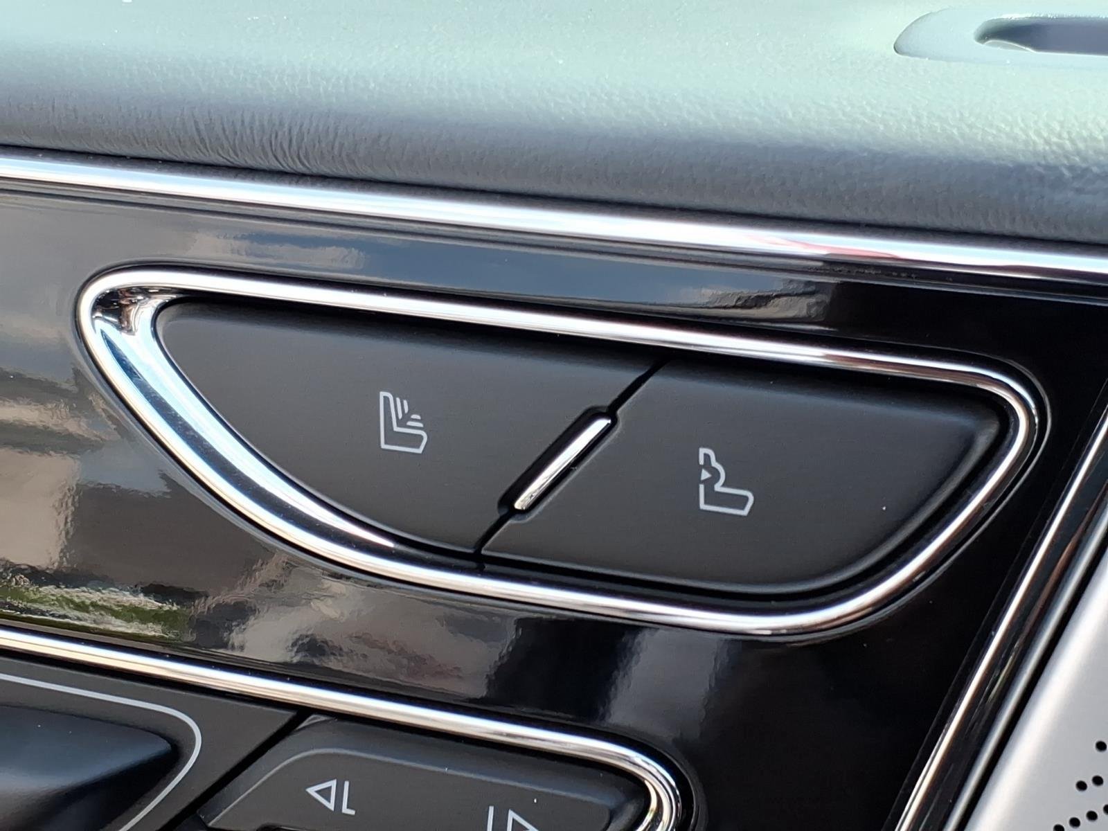 Used 2023 Chroma Crystal Blue Metallic Premium Colorant Lincoln Black Label image 8