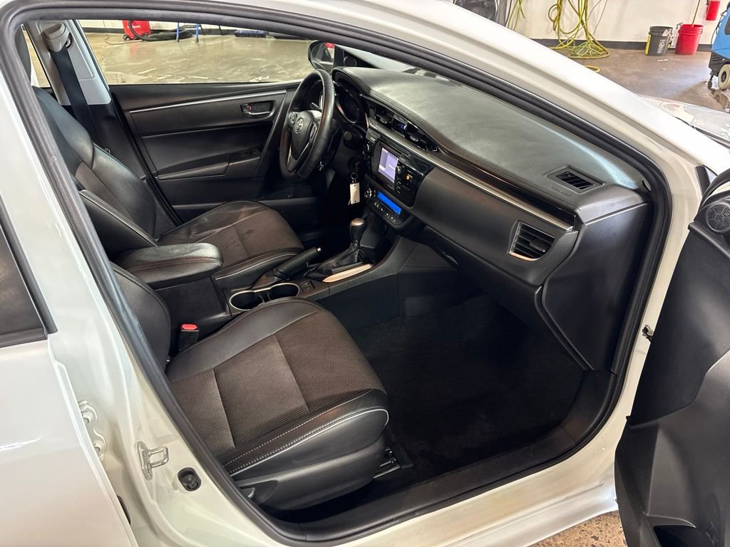Used 2015 White Toyota S Plus image 31