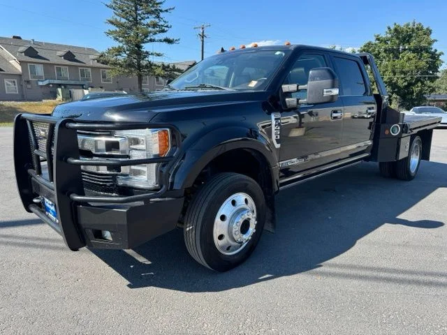 Used 2019 Black Metallic Ford Limited image 8