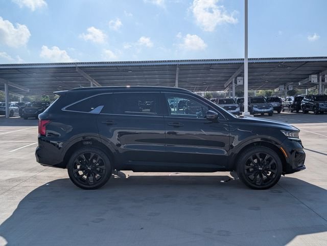 Used 2021 Black Kia SX image 6