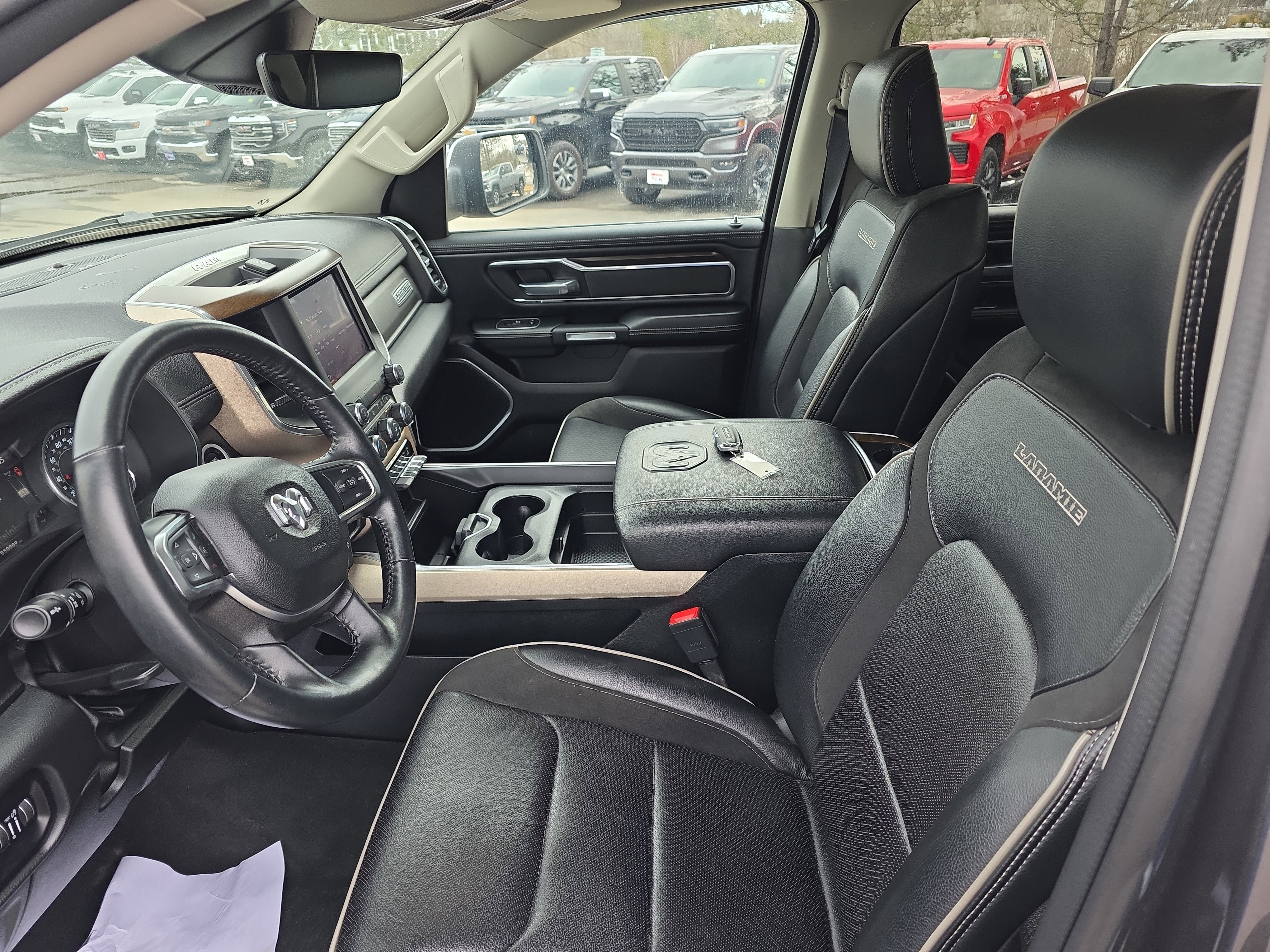 Used 2022 Granite Crystal Metallic Clearcoat Ram Laramie image 10