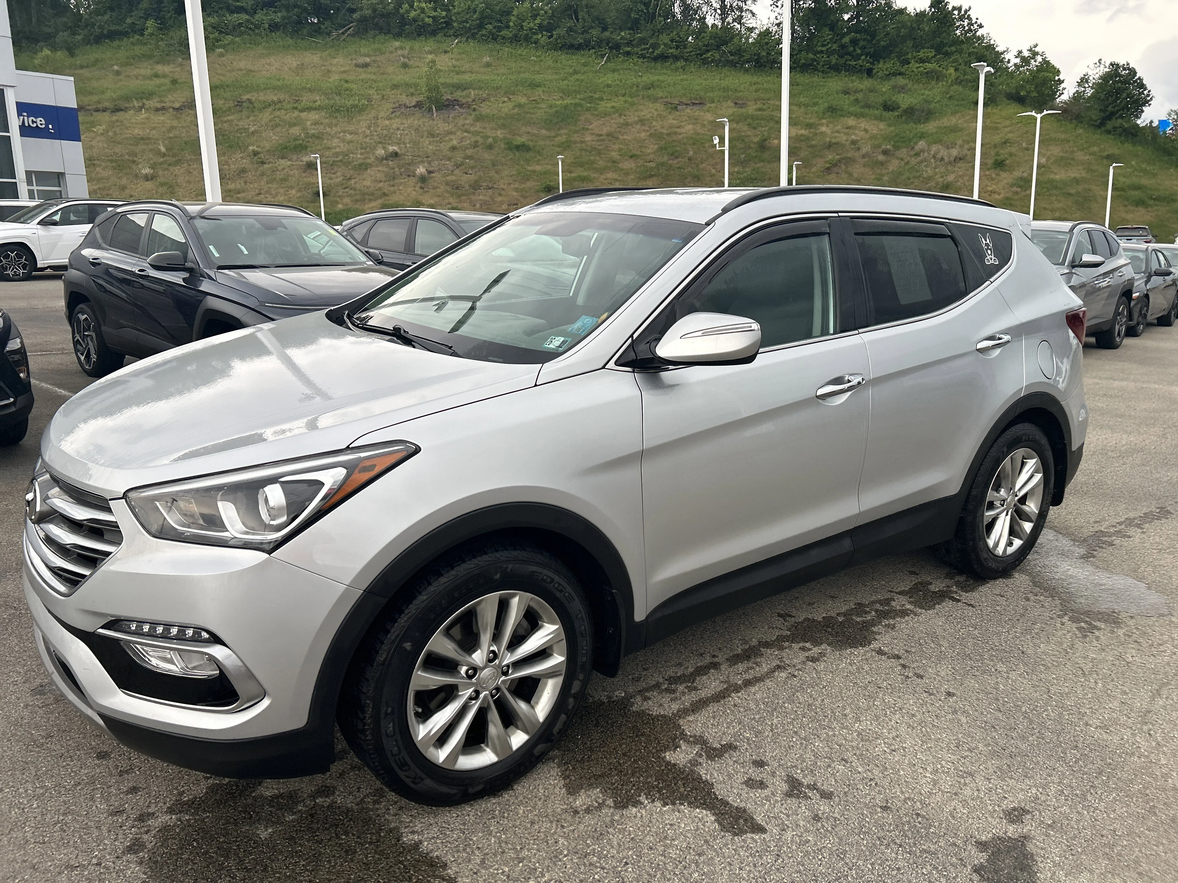 Used 2018 Sparkling Silver Hyundai 2.0T image 8