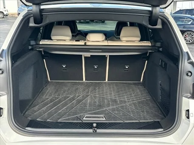 2025 BMW X3 30 - Photo 33