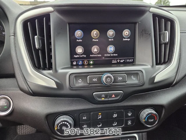 Used 2024 White GMC SLE image 23