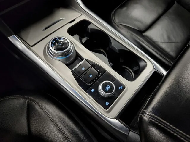 Used 2021 Black Ford Limited image 28