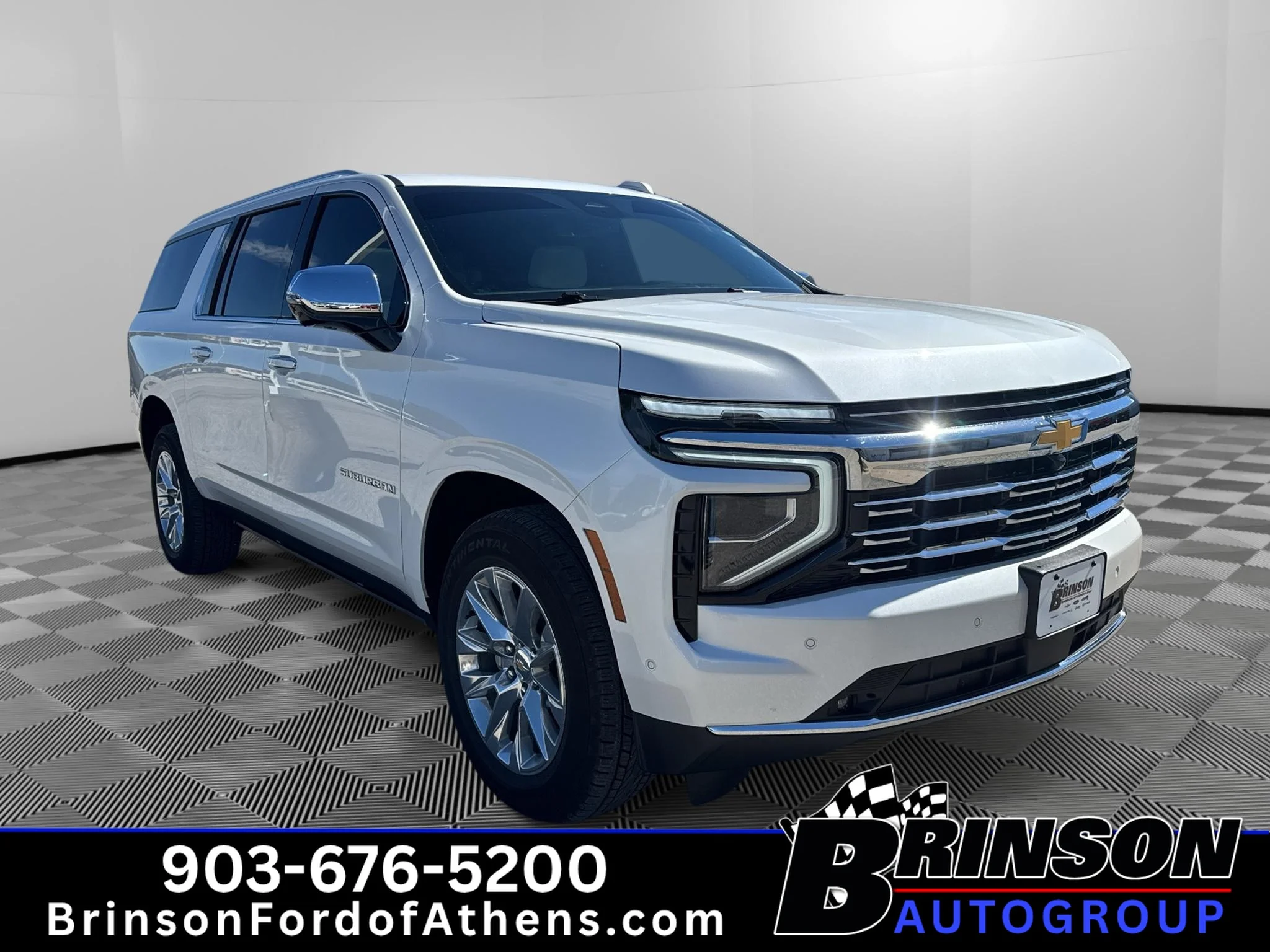 Used 2025 Iridescent Pearl Tricoat Chevrolet Premier image 3