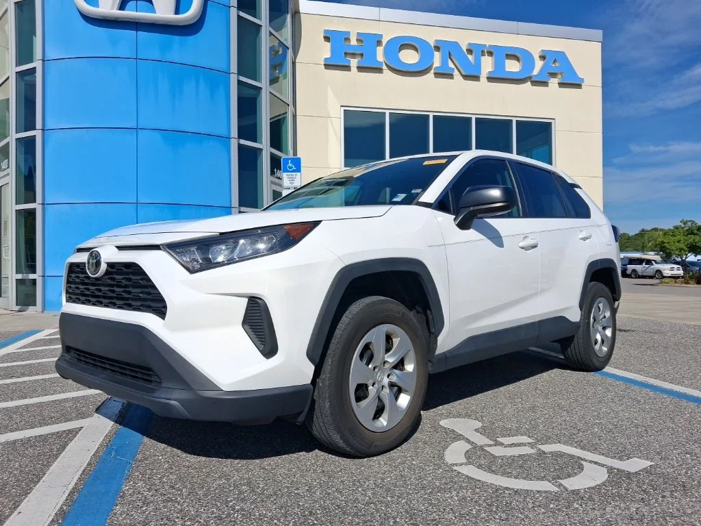 Used 2022 White Toyota LE image 1