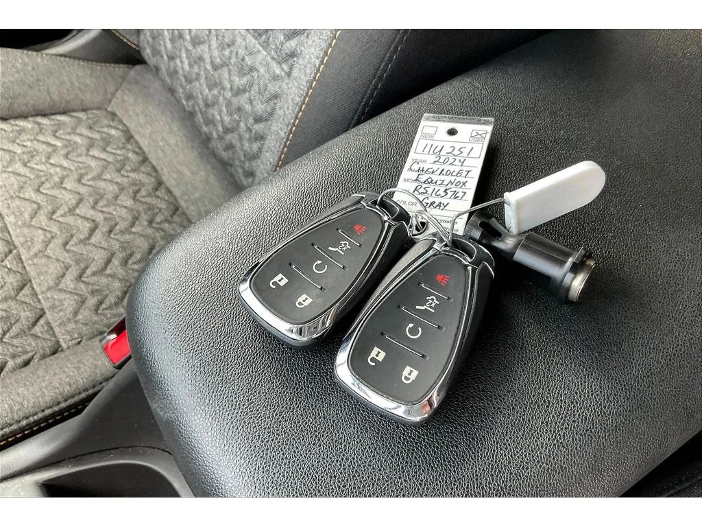 Used 2024 Sterling Gray Metallic Chevrolet LT image 9