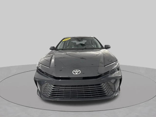 Used 2026  Toyota XLE image 2
