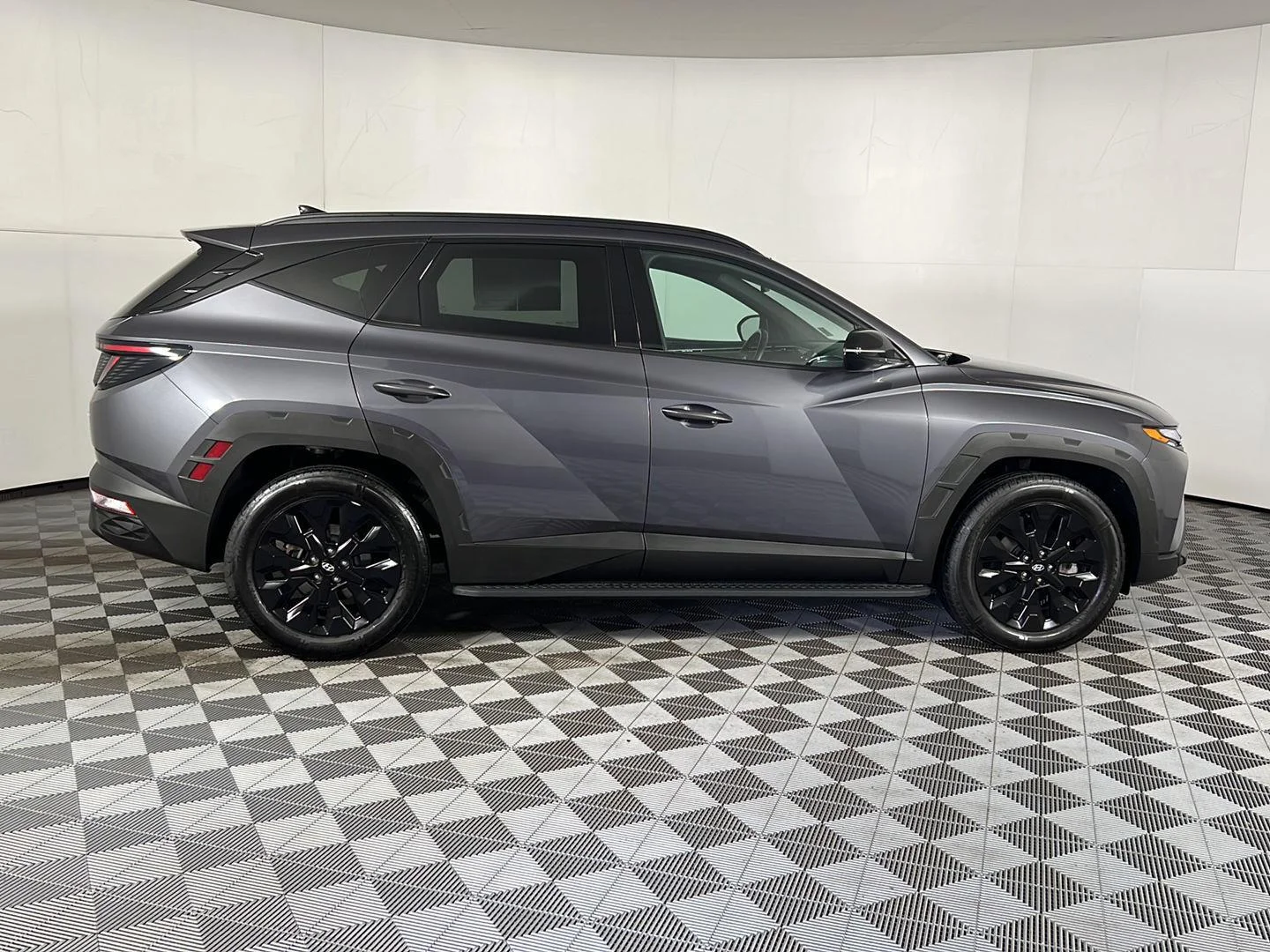 Used 2024 Gy Hyundai XRT image 3