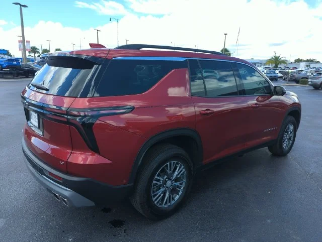 Used 2024 Red Chevrolet LT image 6