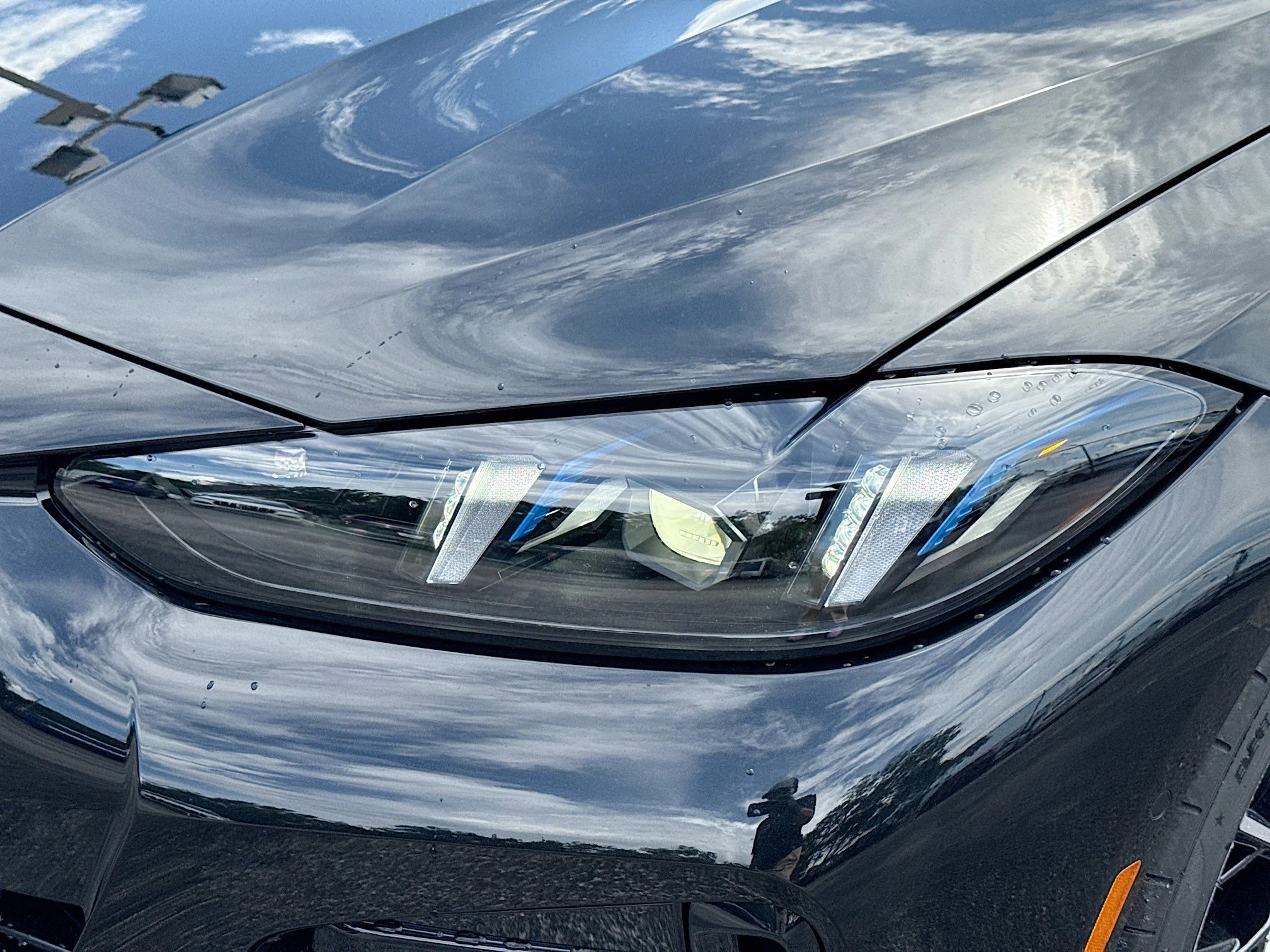 New 2026 Black Sapphire Metallic BMW M60 image 9