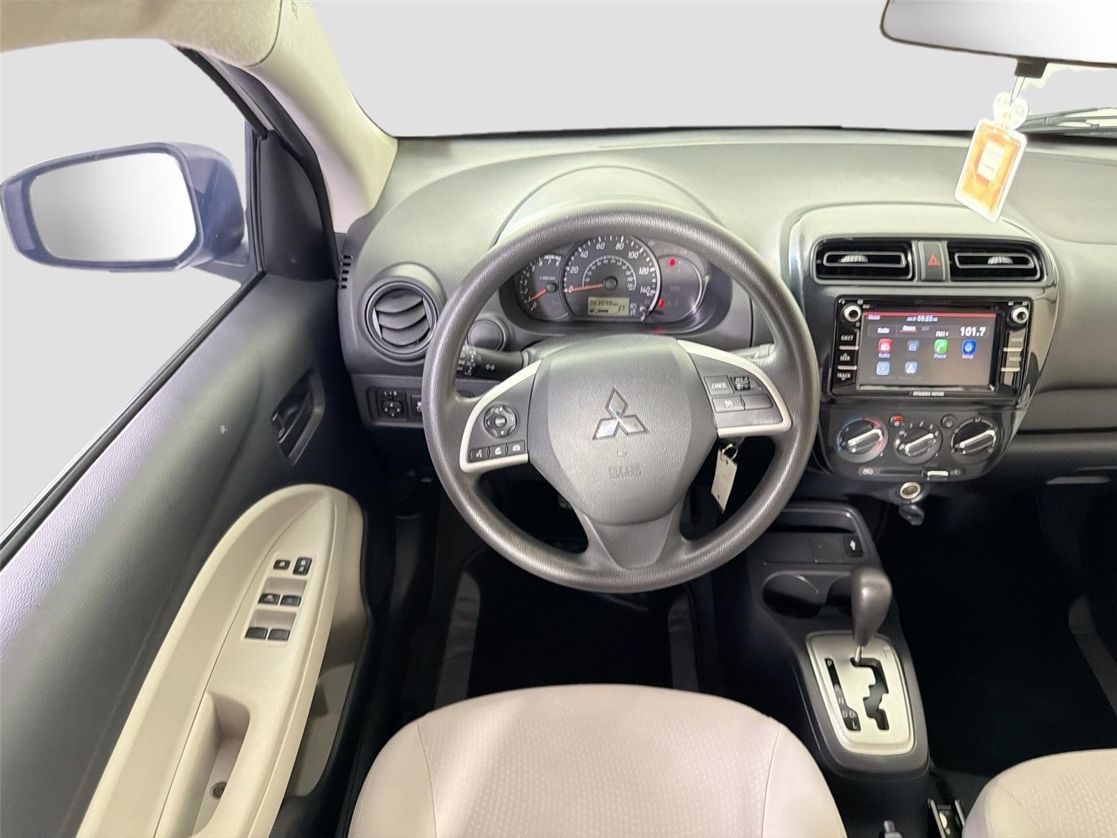 Used 2019 Pearl White Mitsubishi ES image 19