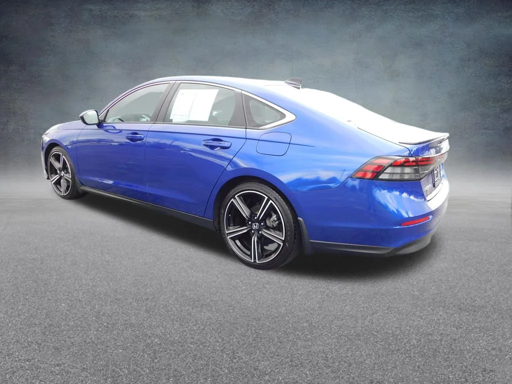 Used 2025 Blue Honda Sport image 5