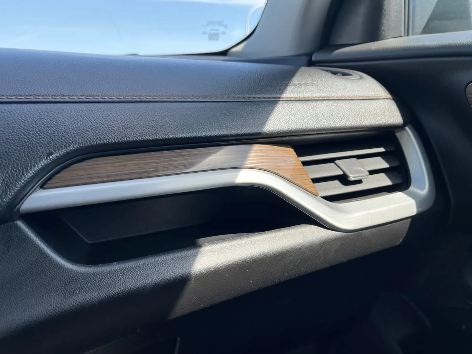 Used 2018 Satin Steel Metallic GMC SLE image 24