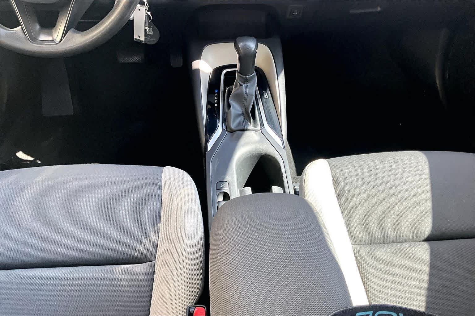 Used 2024 Underground Toyota LE image 17