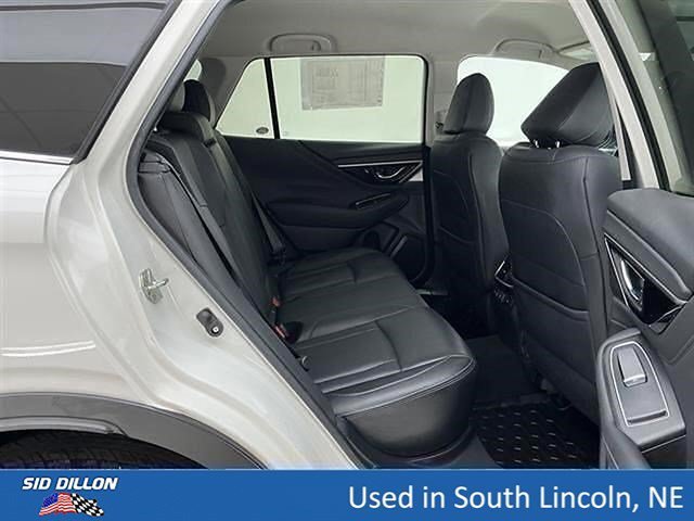 Used 2020 Crystal White Pea Subaru Limited image 23