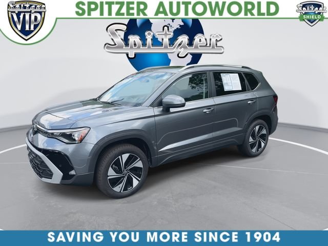 Used 2025 Gray Volkswagen 1.5T SE image 5