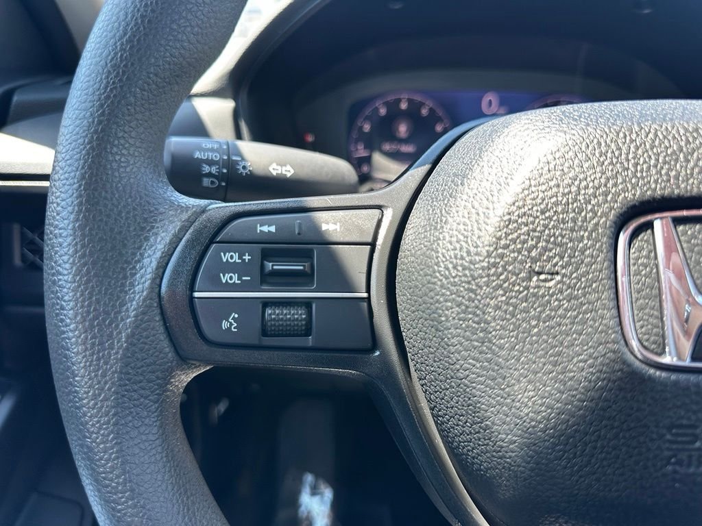 Used 2024  Honda EX image 29