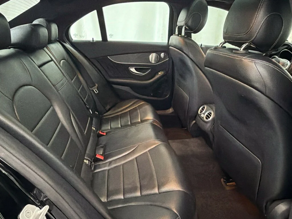 Used 2015 Black Mercedes-Benz C 400 image 28