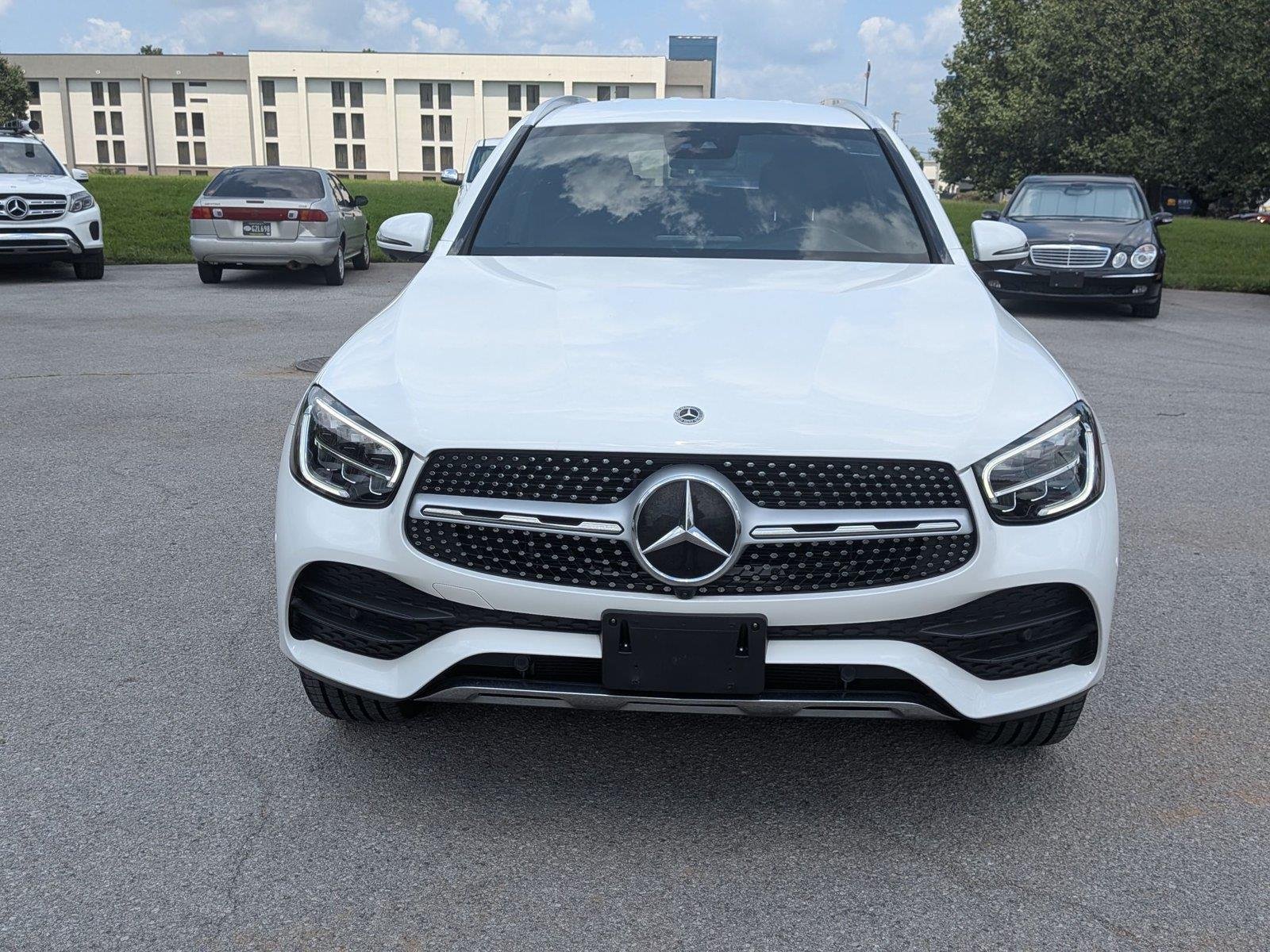 Used 2022 Polar White Mercedes-Benz GLC 300 image 8