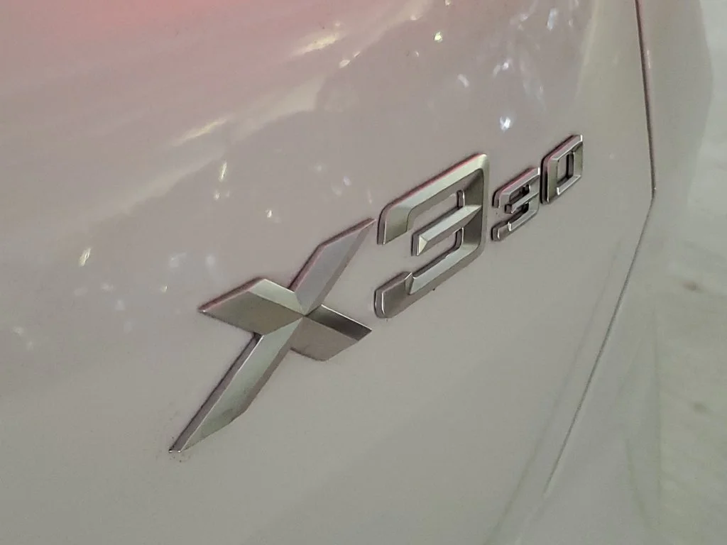 New 2026 Alpine White BMW 30 xDrive image 6