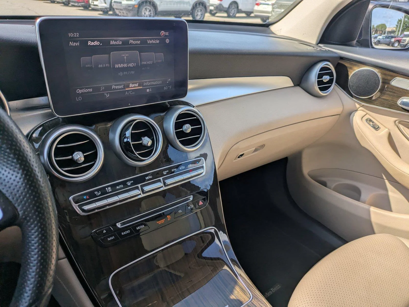 Used 2016 Lunar Blue Metallic Mercedes-Benz GLC 300 image 19