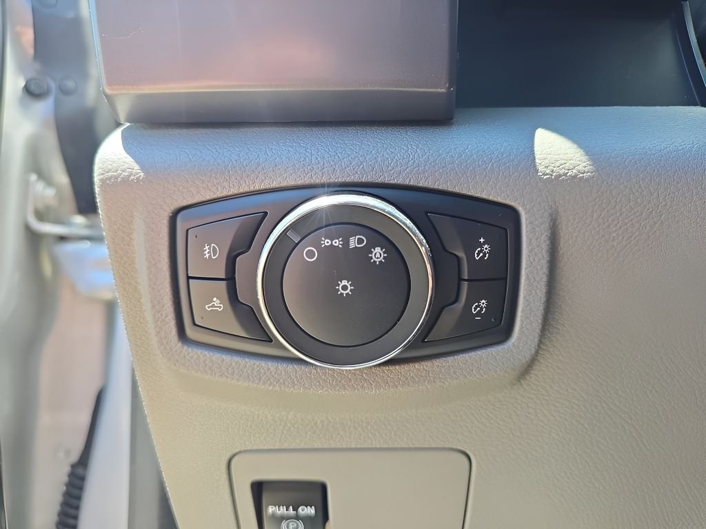 Used 2019 Silver Ford  image 15