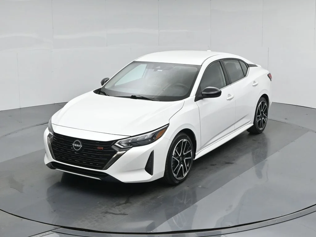 Used 2024 White Nissan SR image 37