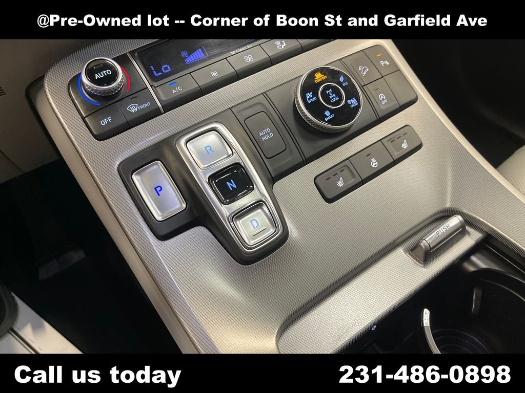 Used 2020 Gray Hyundai SEL image 25