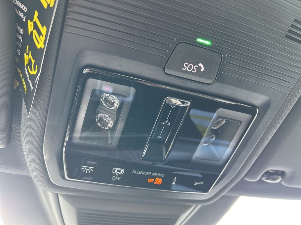 New 2026 Black Volkswagen 2.0T SE image 40