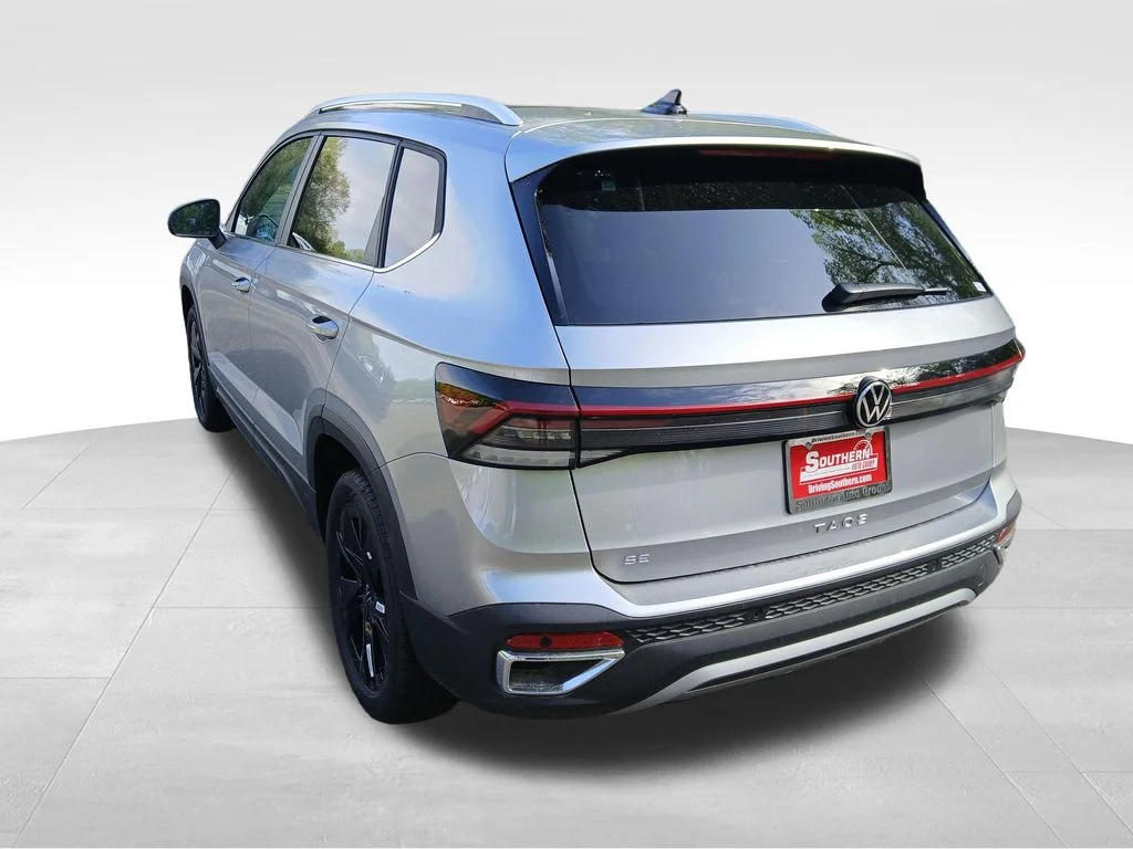 New 2026 Silver Volkswagen 1.5T SE image 3