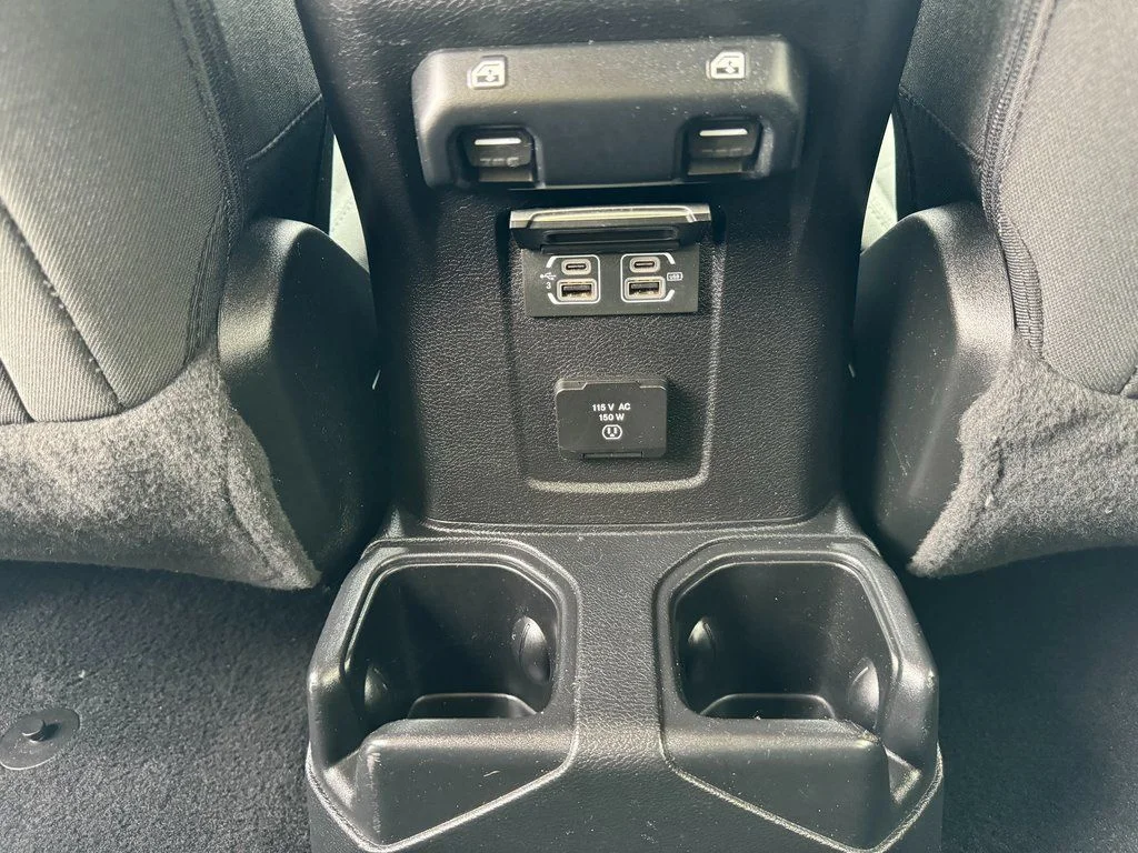 Used 2020 Black Jeep Unlimited Sahara image 24