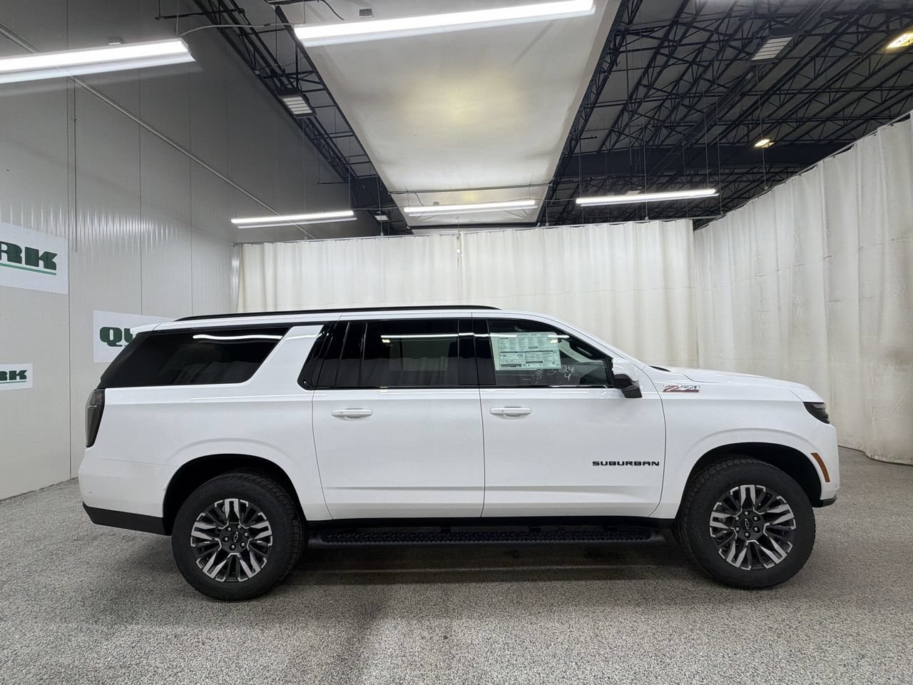 New 2026 Summit White Chevrolet Z71 image 5