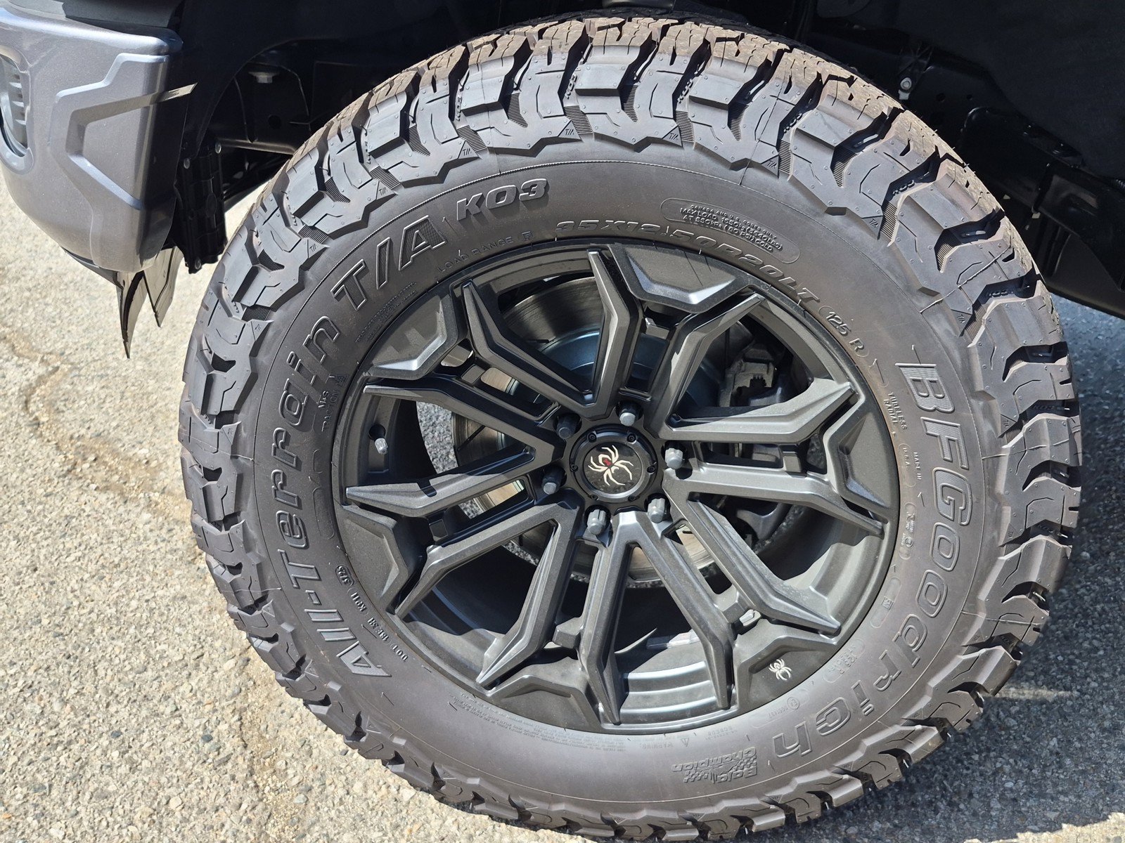 New 2026 Carbonized Gray Metallic Ford XL image 17