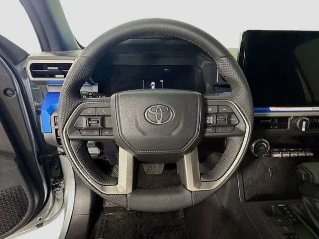2025 Toyota Tacoma TRD Off Road - Photo 11