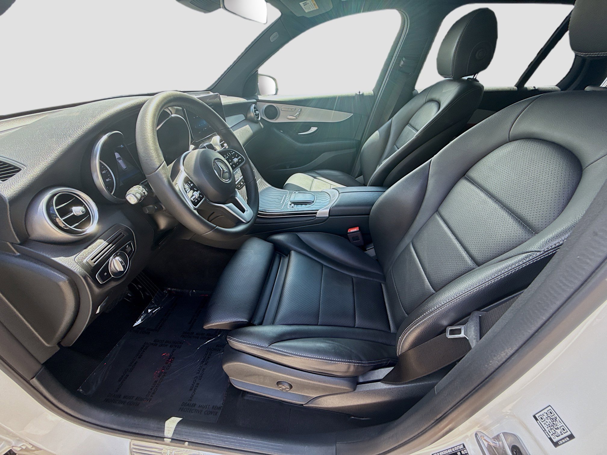2022 Mercedes-Benz GLC GLC300 - Photo 18