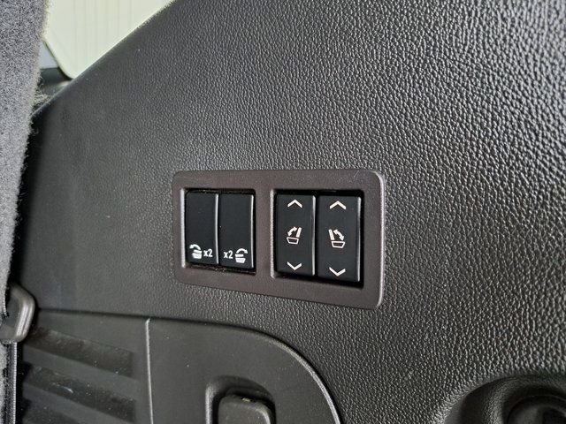 Used 2018 Gray Chevrolet LT image 35