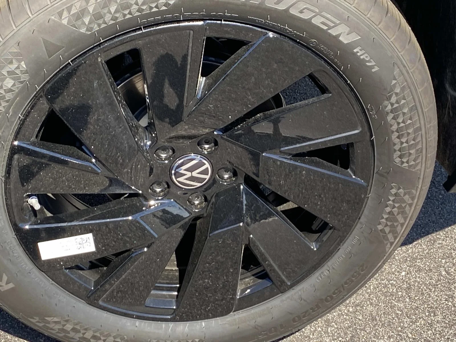 New 2026 Pure Gray Volkswagen 2.0T SE w/Technology 4MOTION image 7